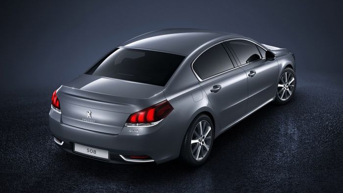 Με τρεις νέους οικονομικότερους και καθαρότερους κινητήρες βενζίνης και πετρελαίου προδιαγραφών Euro 6, έρχεται το ανανεωμένο Peugeot 508.
